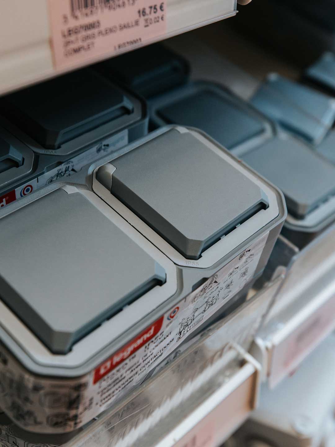 magasin pour vos travaux en électricité et plomberie dans le Chablais